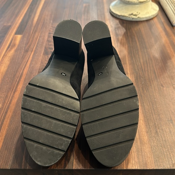 Worn once! Gianna Bini suede loafer heels - Picture 3 of 3